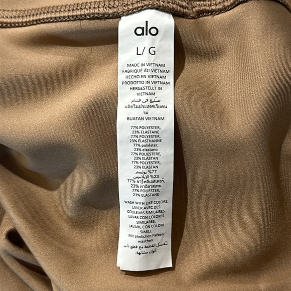 ALO 7/8 HighWaist Legging - Picture 9 of 10